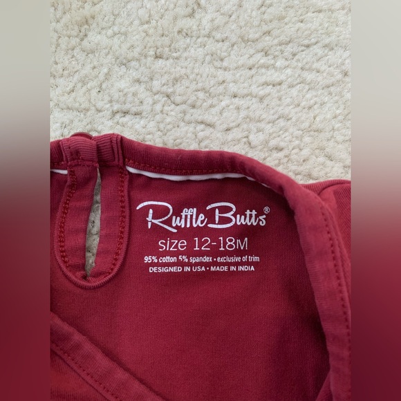 RuffleButts Size 12-18 Months Rosewood Flutter Ruffle Bubble Romper - Picture 3 of 7